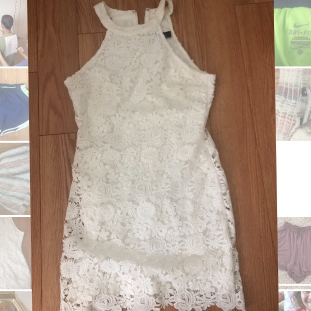 White lace Lulu’s dress
